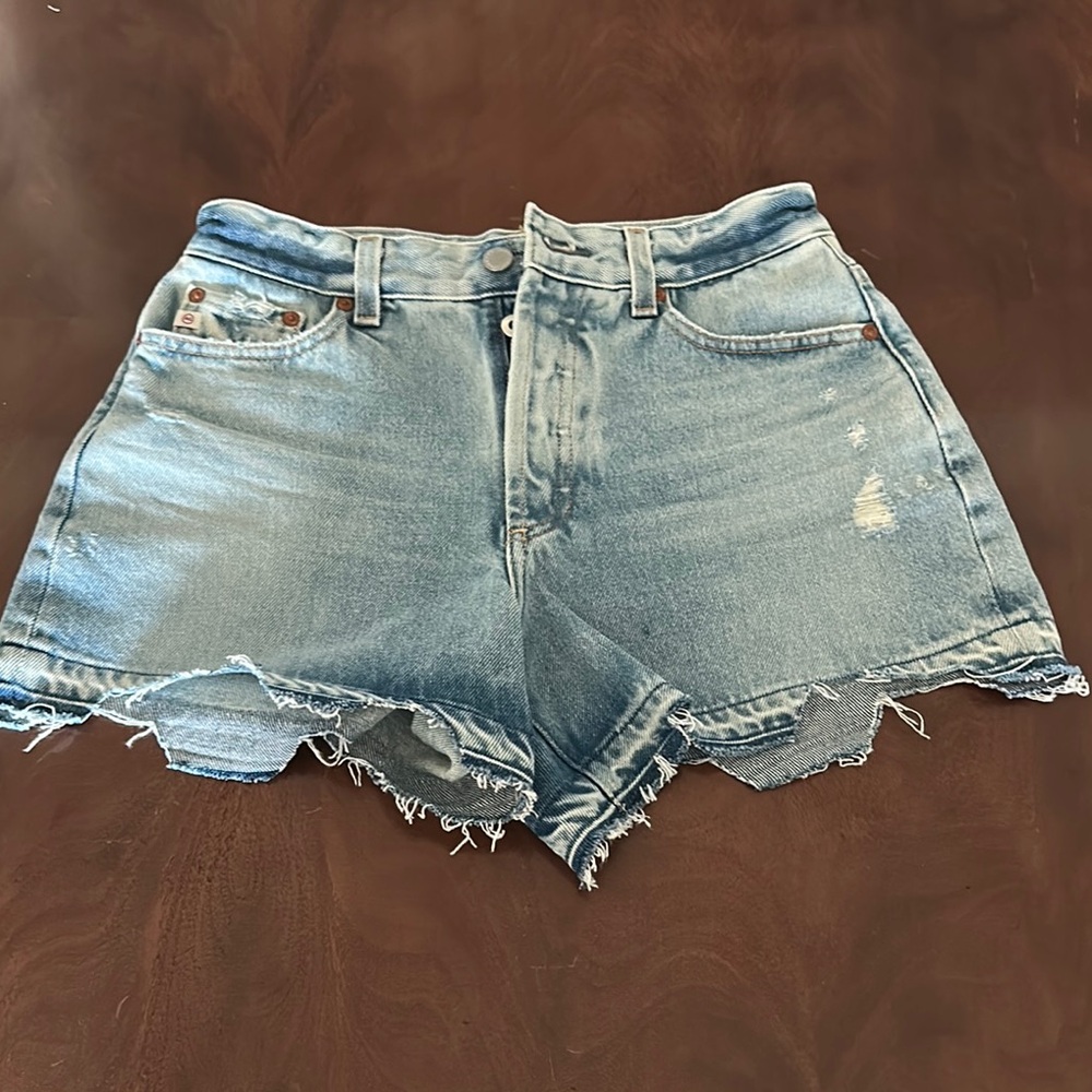 Casual Blue Frayed Hem Jean Shorts